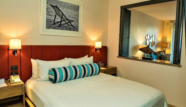 Better Choice For Your Vacation! Beachfront Accommodation w/Parking & Pools!