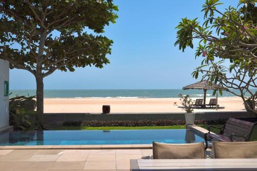 Biệt thự mặt tiền biển-hồ bơi riêng-4 phòng ngủ
