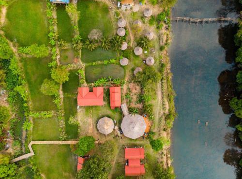 BOLAVEN GARDEN Bungalow and tent - Tad Lo