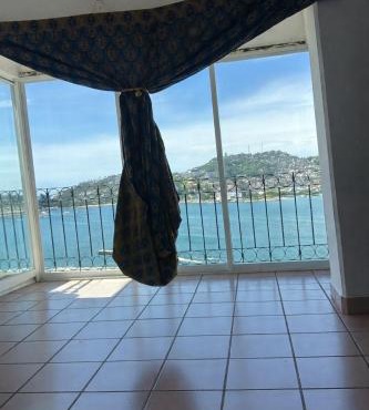Bonito departamento con vista al mar y alberca in Acapulco