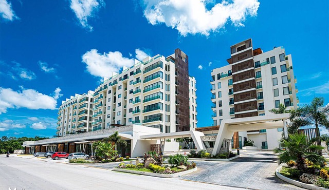 Brand New Apartment, Quality + First Class Amenities, #1 Beach Complex