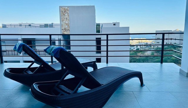 Brand new spacious 1 Bedroom 1 bathroom condo in Cabo San Lucas!