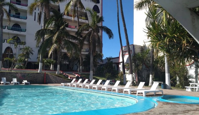 Bring the Whole Crew: Convenient & Budget-Friendly for Group Stays & Fun Getaway