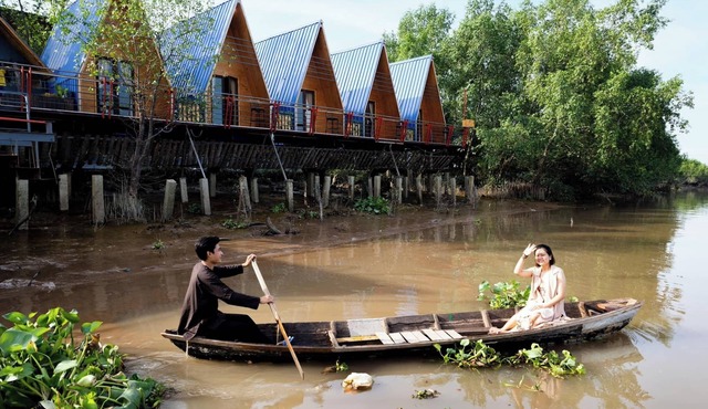 Cồn Phụng Retreats Mekong - Nature Island with Free Boat Shuttle & Fishing