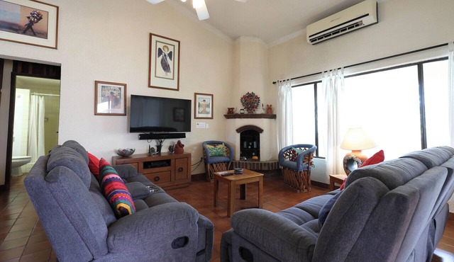 C-301 Enjoy Your Vacation In This Beautiful Spacious Penthouse Condominium!