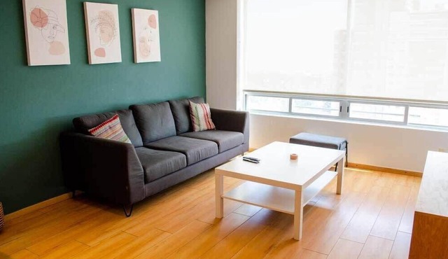 Capitalia - Large Condo with Amenities