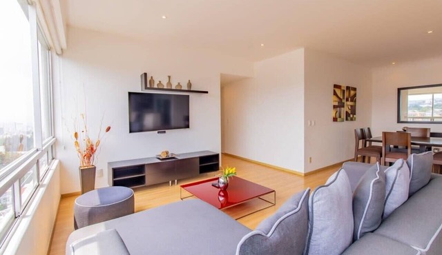 Capitalia | Stylish 2BR in Santa Fe’s Top Spot