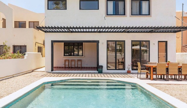 Casa Anuiti Pool Golf View WiFi AC