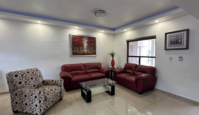 Casa Aurea near consulate gated community, 3bd, 3ba, A/C,