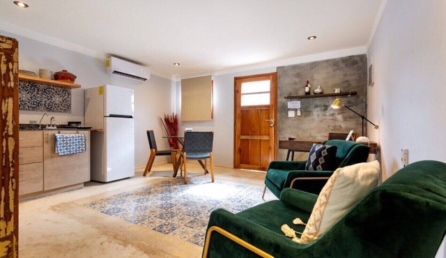 Casa Dali, A+ location lovely house Paseo Montejo in Centro