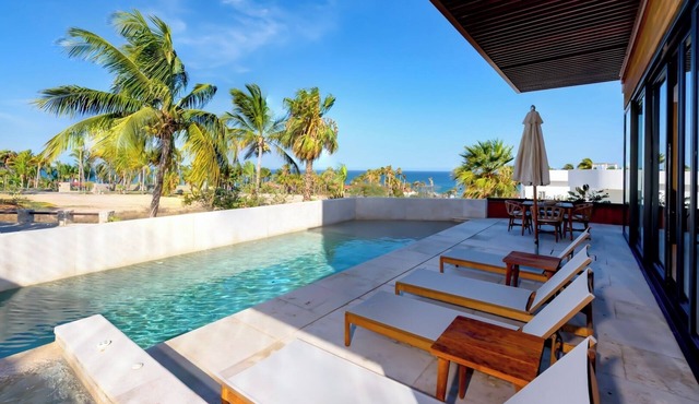 Casa Hyde-Luxe Cabo Villa w/Ocean Views & Pool