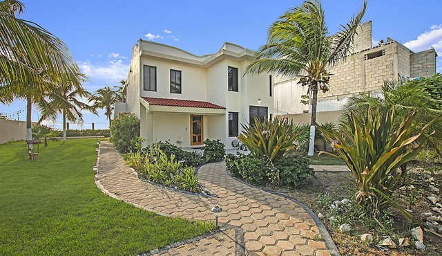 Casa Kauil, an oceanfront villa in Celestun in Celestún
