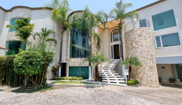 Casa p/ 22 Alberca y Jacuzzi Climatizado y Sauna in Cuernavaca