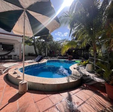 Casamaya Hostel & Diving