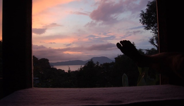 Casita Coporito overlooking the lake and stream