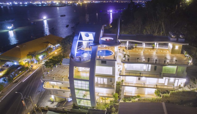 Cassabella Hotel & Apartment