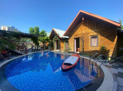 Cat Ba Rustic Homestay