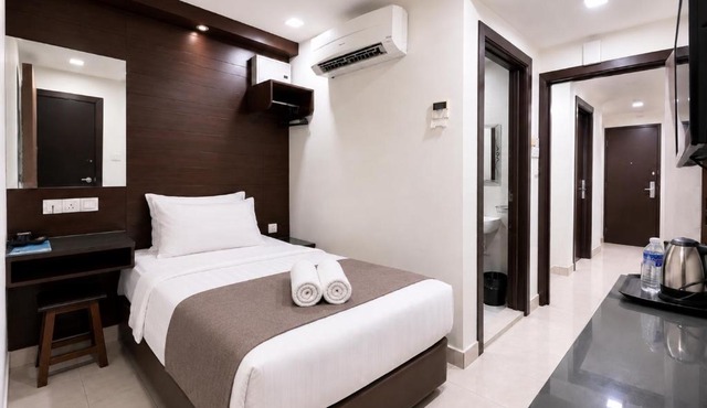 Cathay Hotel