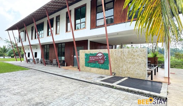 Cedar Villa Bidor Beestay BBQ, Pool, Karaoke 19PAX