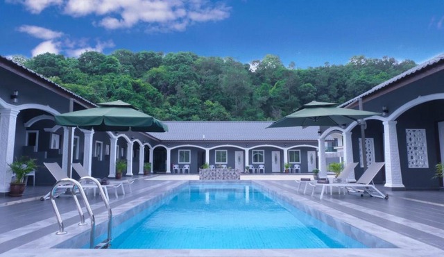 Cenang Rooms With Pool by Virgo Star Resort