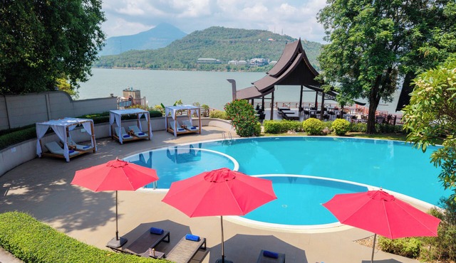 Champasak Grand Hotel