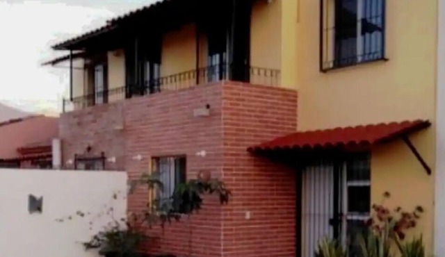 Charming 3-bedroom house with AC and WiFi in lovely Puerto Vallarta. in Puerto Vallarta