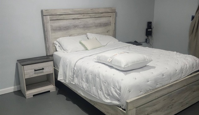 Charming 4-bedroom house with WiFi and AC in Marbella. Relax and enjoy !