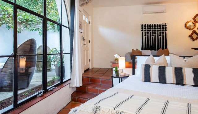 Charming Studio Hideaway in Montecito in Montecito