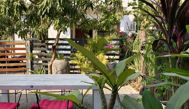 Charming Two Bedroom Studio Siem Reap, Close to All, Free Airport Pick-up