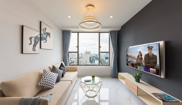 Chau Apartments