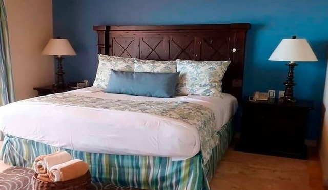 Cheerful 3BR Monte Cristo Ocean View Villa