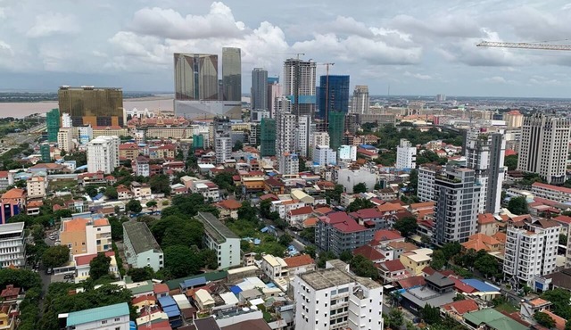 Chic 1-bedroom apartment in welcoming Phnom Penh with AC, WiFi