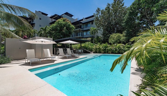 Chic Central Living: 1BDR Condo in Prime Location