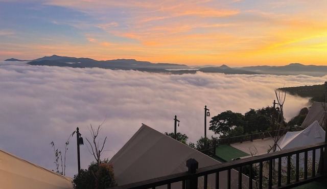 Cloud9 & Cloud View Glamping