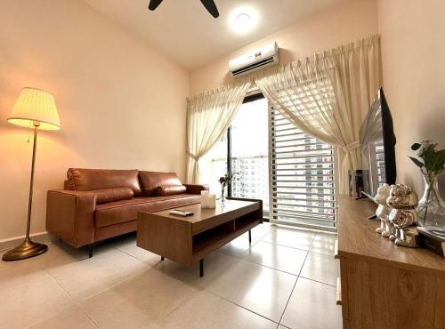 Comfort Manjalara 3 room 3-11 pax 15 min to KLCC