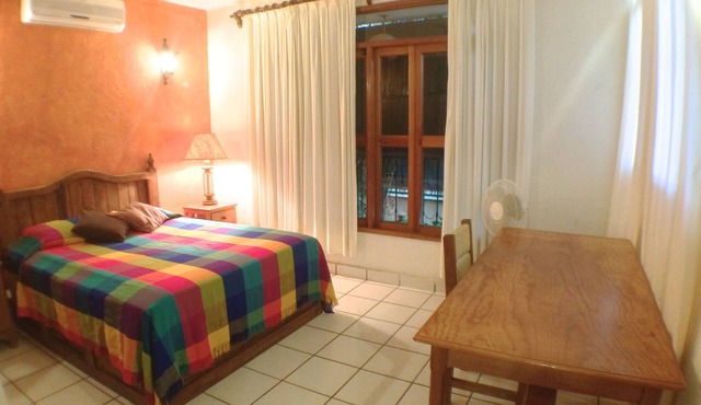 Comfortable One-Bedroom La Ropa Apartment in Zihuatanejo