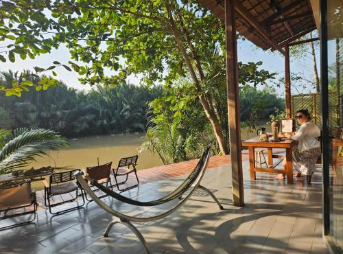Comfy room - InnerZen Mekong Riverside homestay Ben Tre