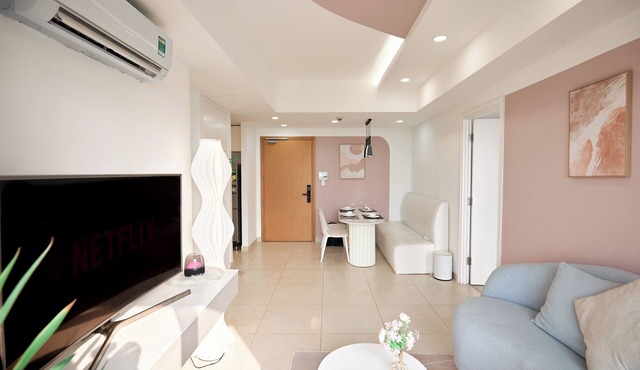 Cosy design apartment with profesional hospitality service.