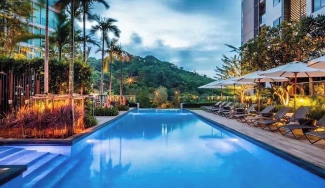 Cozy 1-bedroom apartment in delightful ตำบล หนองปรือ with AC