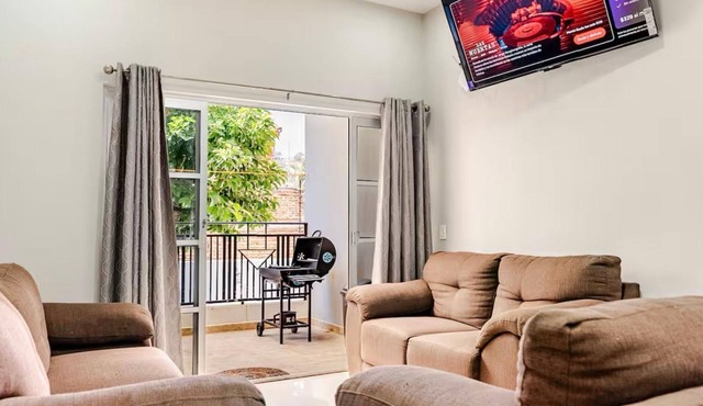 Cozy 2-bedroom apartment in charming Tequila with WiFi, AC