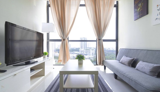 Cozy Minimalist 1BR Studio with Private Parking