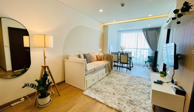Cozy Spacious 55sqm 1BR 200m BTS PhraKhanong, W District