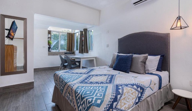 Cozy Tohoku Studios by Simply Comfort 10 min to the Beach