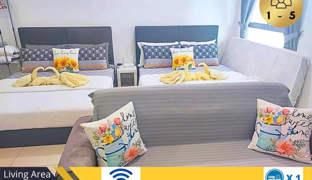 #CS8, Spacious Cybersquare Ensuite with Pool View