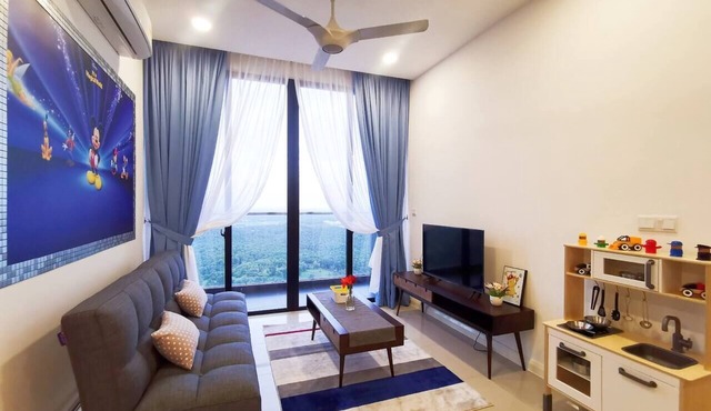 D'Pristine Disney Suites (6pax) @ JB City Homestay
