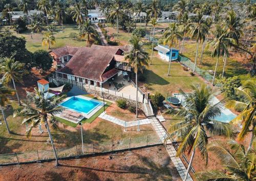 D'shahrul bunglow and chalet by the sea