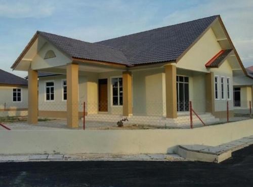 Damai d' Bachok Homestay 3 Bedrooms - Half Bungalow house