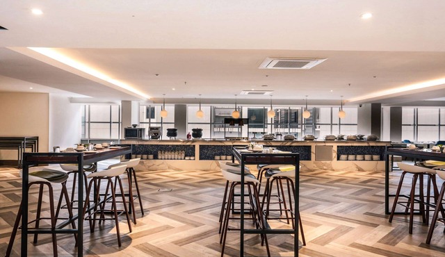 Days Hotel and Suites Fraser Business Park KL