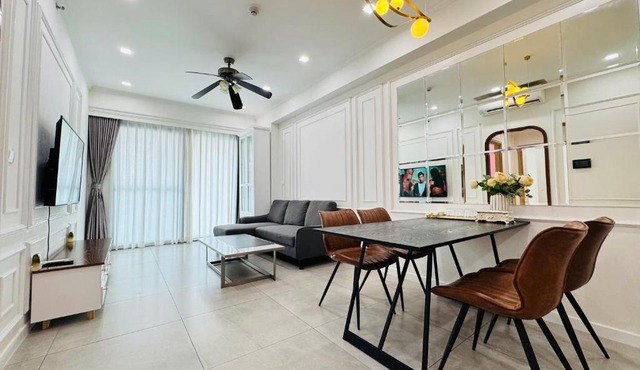 Deluxe Apartment - The Antonia Phu My Hung