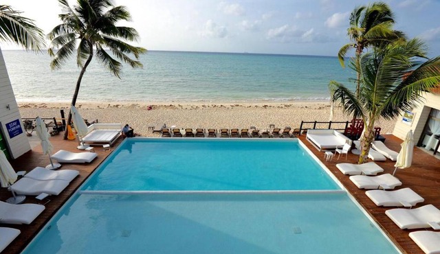 Deluxe Suite Beachside, Private Beach Club and Golf